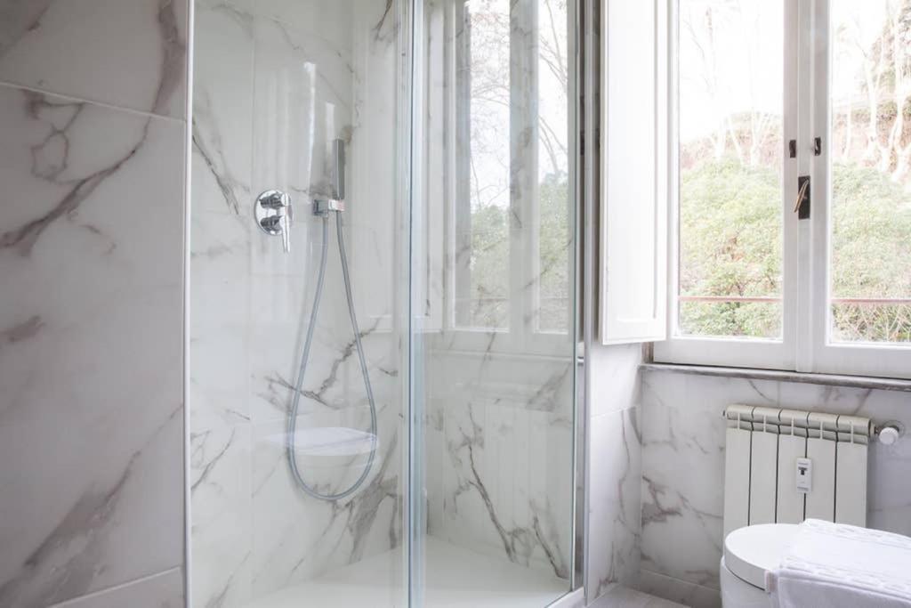 Silver Luxury Jacuzzi Suite Trastevere - Top Collection Rome Extérieur photo